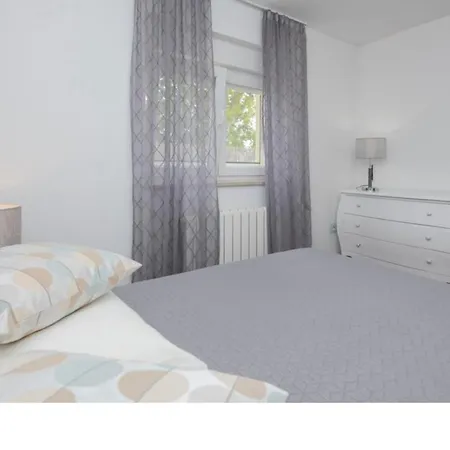 Apartament Laura